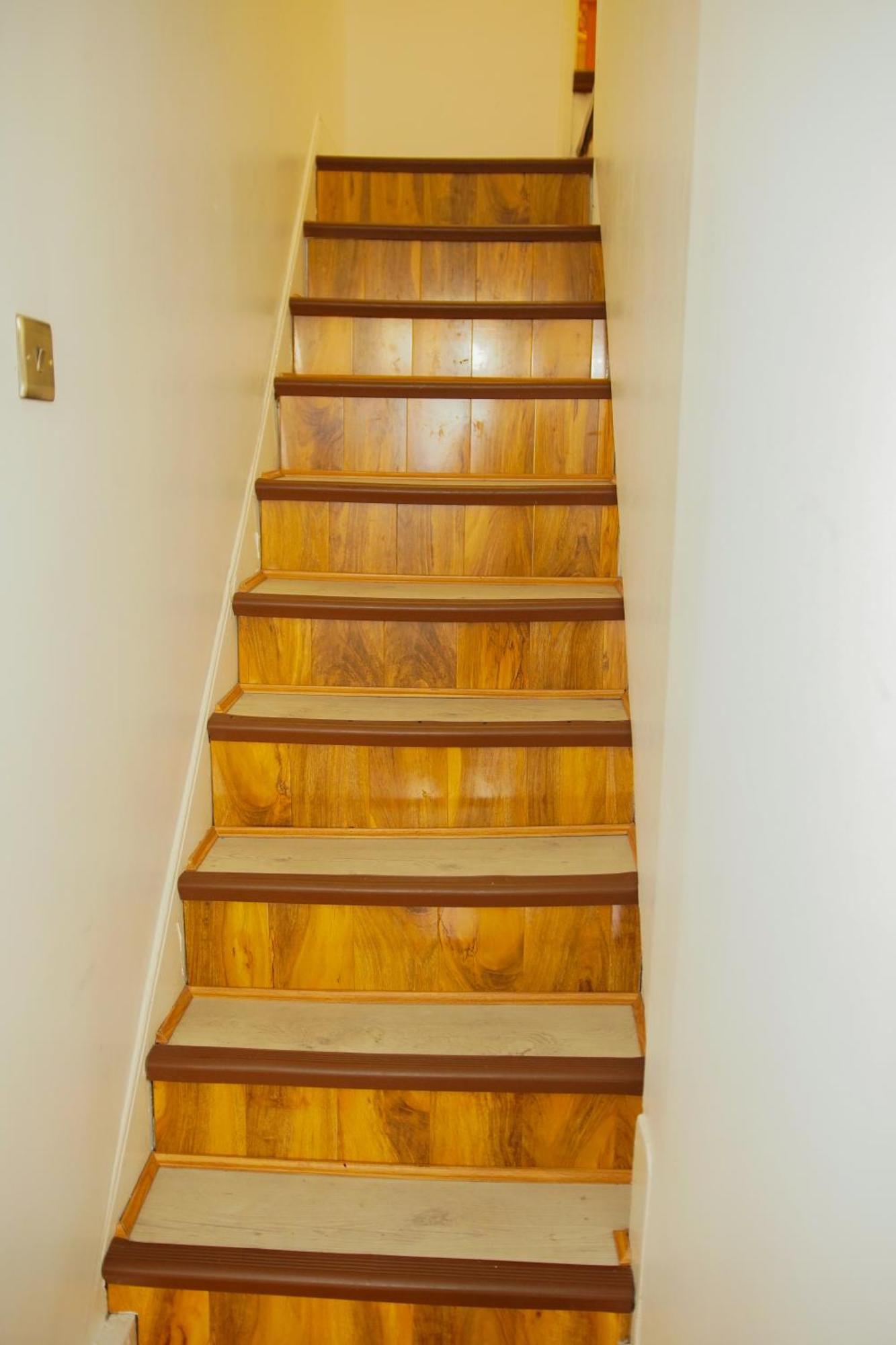5 Bedroom House Near Cardiff City. ภายนอก รูปภาพ