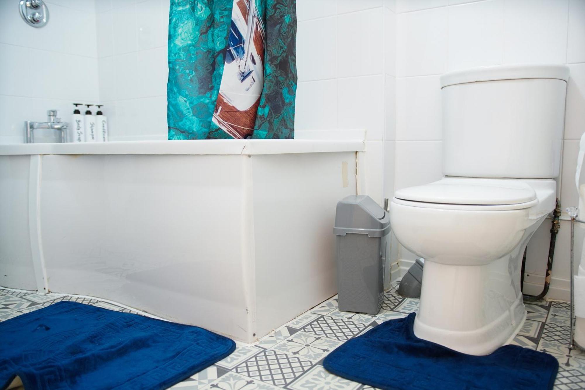 5 Bedroom House Near Cardiff City. ภายนอก รูปภาพ