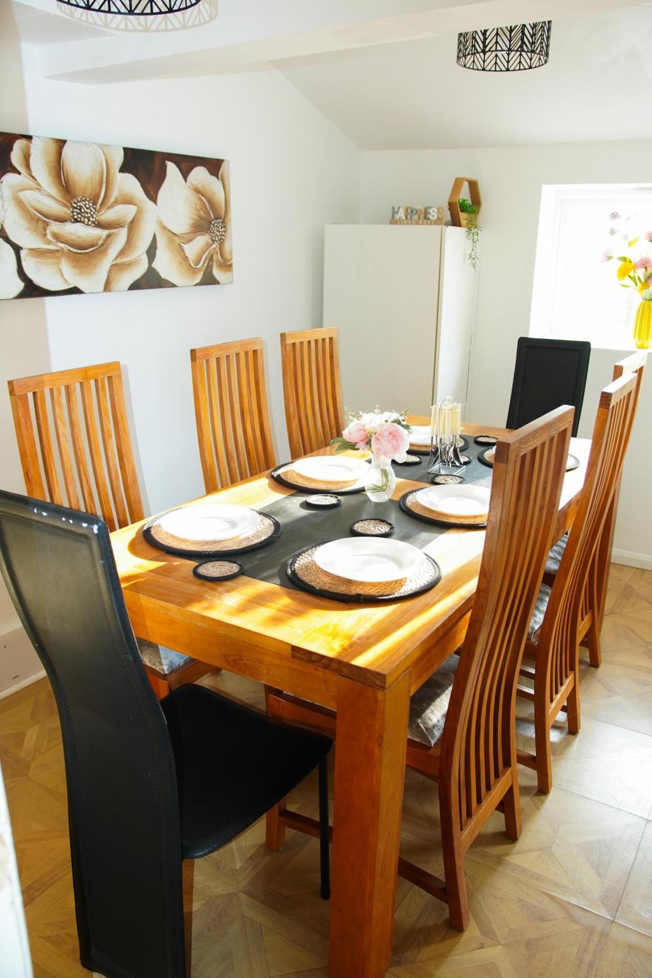 5 Bedroom House Near Cardiff City. ภายนอก รูปภาพ